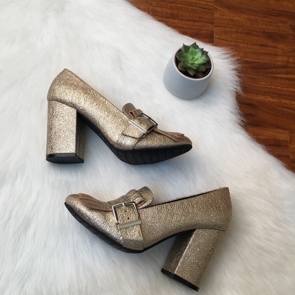 ⚡️Kenneth Cole Reaction metallic gold booties - Picture 2 of 3